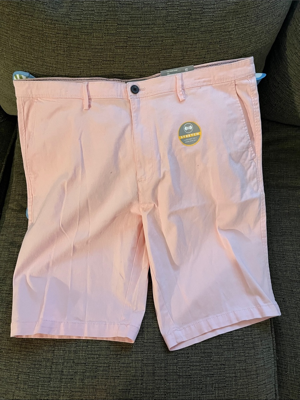 Falls Creek NWT Men’s light pink shorts